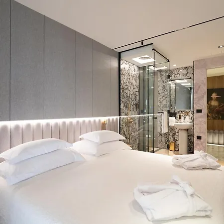 Pensión Luxury - For Gift 4*